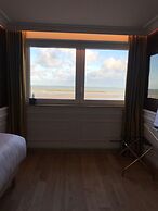 Hotel Merveilleux Côté Mer