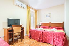 Hotel Carlos V by Viverestays