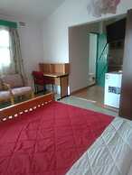 Rokas Hotel