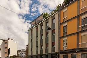 Bob W Milan Ticinese