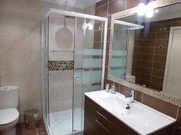 Luxury El Embrujo