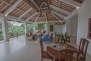 Hidden Seroja Villa