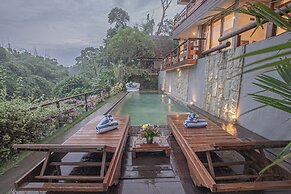 Hidden Seroja Villa