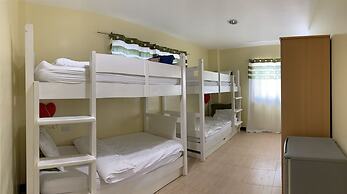 Mactan Seahorse Beach Resort - Hostel
