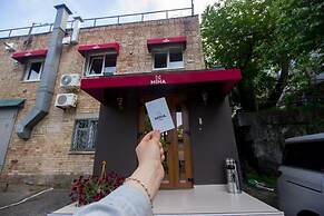 Mina Hotel