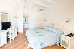 Marina Torre Navarrese Resort