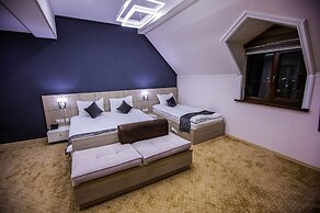 Art Regency Premium Hotel