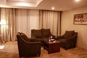 Strand Hotel