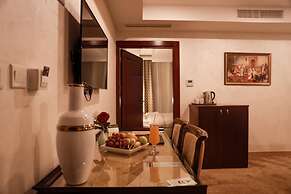 Strand Hotel