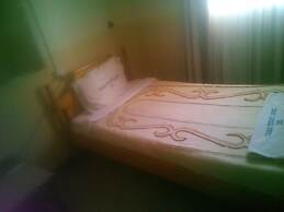 Chania Tourist Lodge