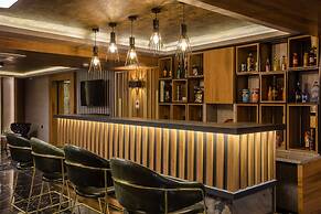 Kayhan City Hotel