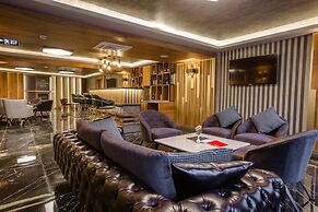 Kayhan City Hotel