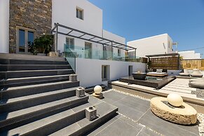 Parion Opus - Adults Only