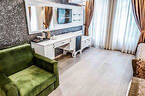 Lazz City Hotel