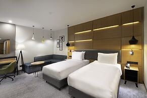 Holiday Inn Yerevan - Republic Square by IHG