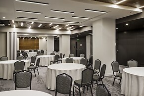 Holiday Inn Yerevan - Republic Square by IHG
