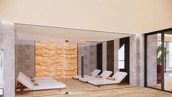 Holiday Inn Yerevan - Republic Square by IHG