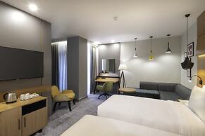 Holiday Inn Yerevan - Republic Square by IHG