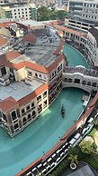 Fantastic Step to the Venice