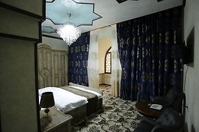 Ark Hotel