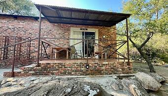 River Rock Guesthouse