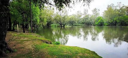 River Rock Guesthouse