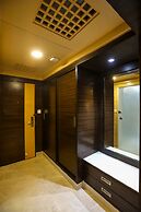 Hotel Aadithya