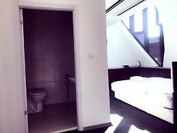Colorful Otel