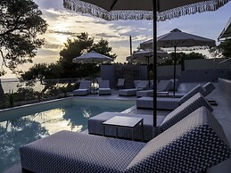 Casa Bloo Adults Only by Still Collection
