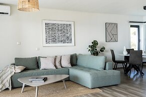 Casa Bloo Adults Only by Still Collection