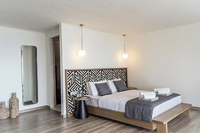 Casa Bloo Adults Only by Still Collection