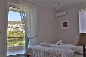 Aria Luxury Apartments