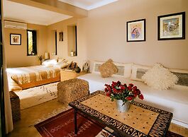 Villa Dinari
