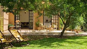 Villa Dinari