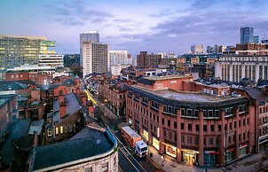 YOTEL Manchester Deansgate