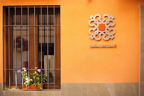 APARTAMENTOS CABALLERIZAS 6
