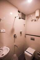 Hotel SMA Grand Inn