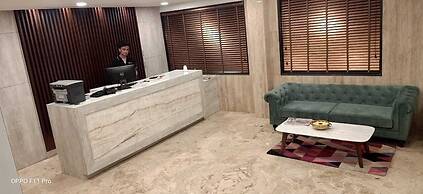 Hotel SMA Grand Inn
