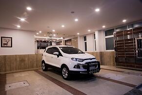 Hotel SMA Grand Inn