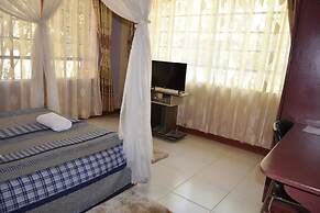 Yaris Guest House