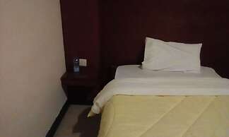 Zama Hotel