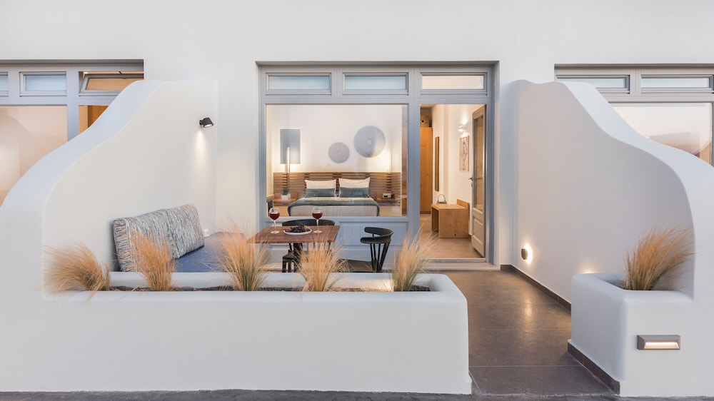 Volcanic Arc Suites