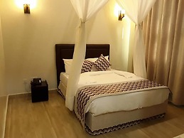 Fort Hotel