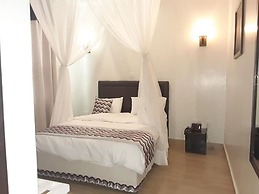 Fort Hotel