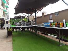 Fort Hotel
