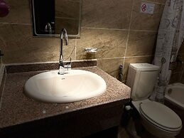 Grand Pyramids View Guesthouse