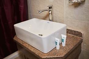 Grand Pyramids View Guesthouse
