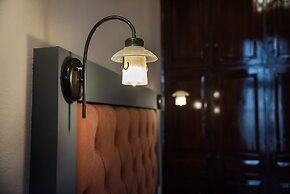 Old Town Suites