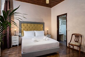 Old Town Suites