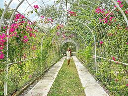Hiraya Wellness Resort and Ecopark